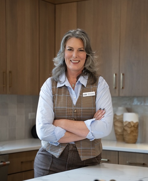 Beth Conaghan, top-producing REALTOR® with $57M+ in sales, 10+ years’ experience, and Certified Staging & Buyer/Seller Consultant credentials, is recognized among the best Realtors in New Lenox, Mokena, Manhattan, IL, and beyond—trusted for results, expertise, and client success.