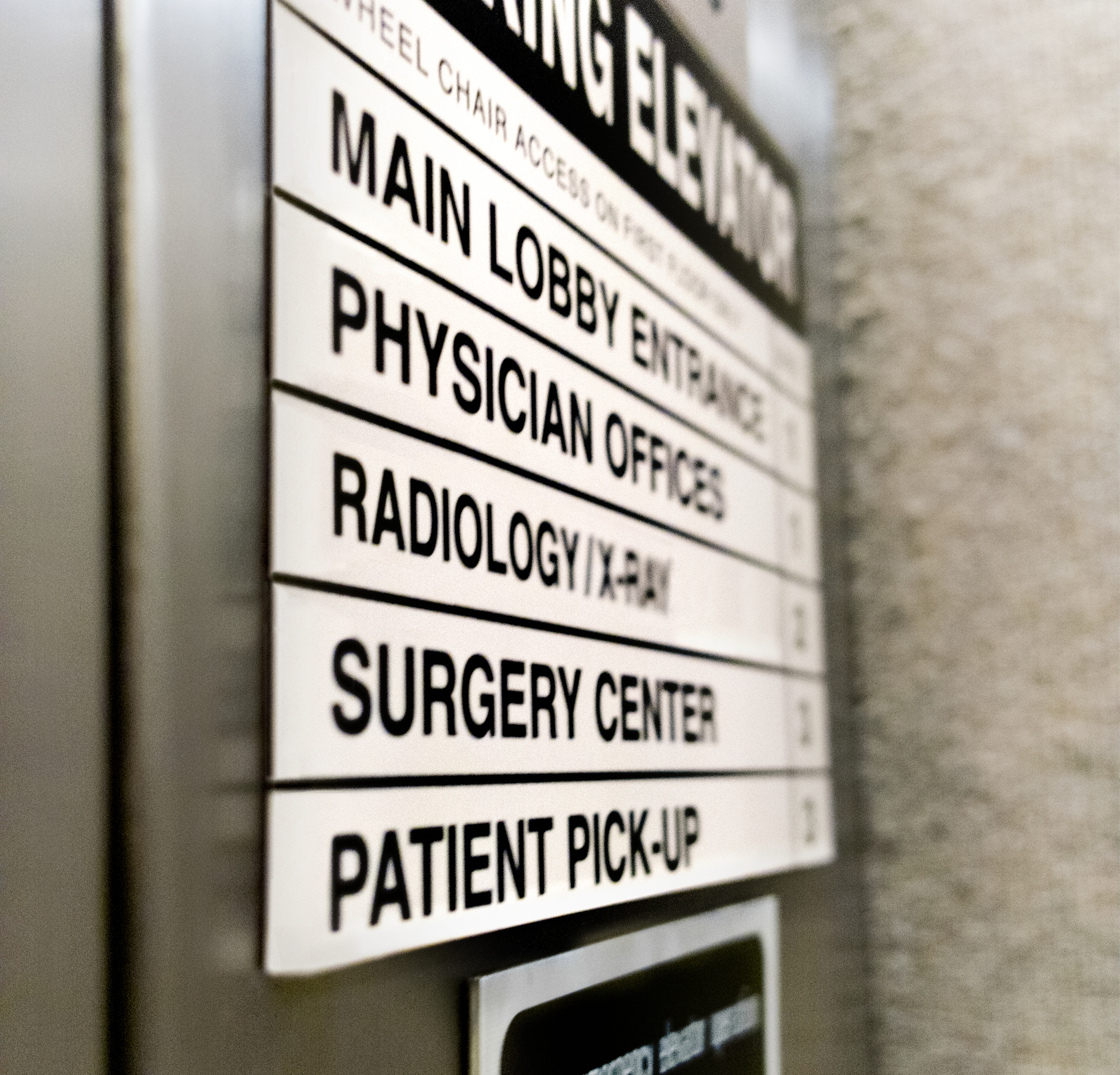 Importance of Wayfinding Signs for Hospitals from a Sign Shop