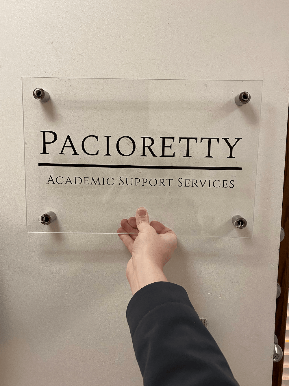 Types of Custom Signs for Schools & Colleges | Sign Company News