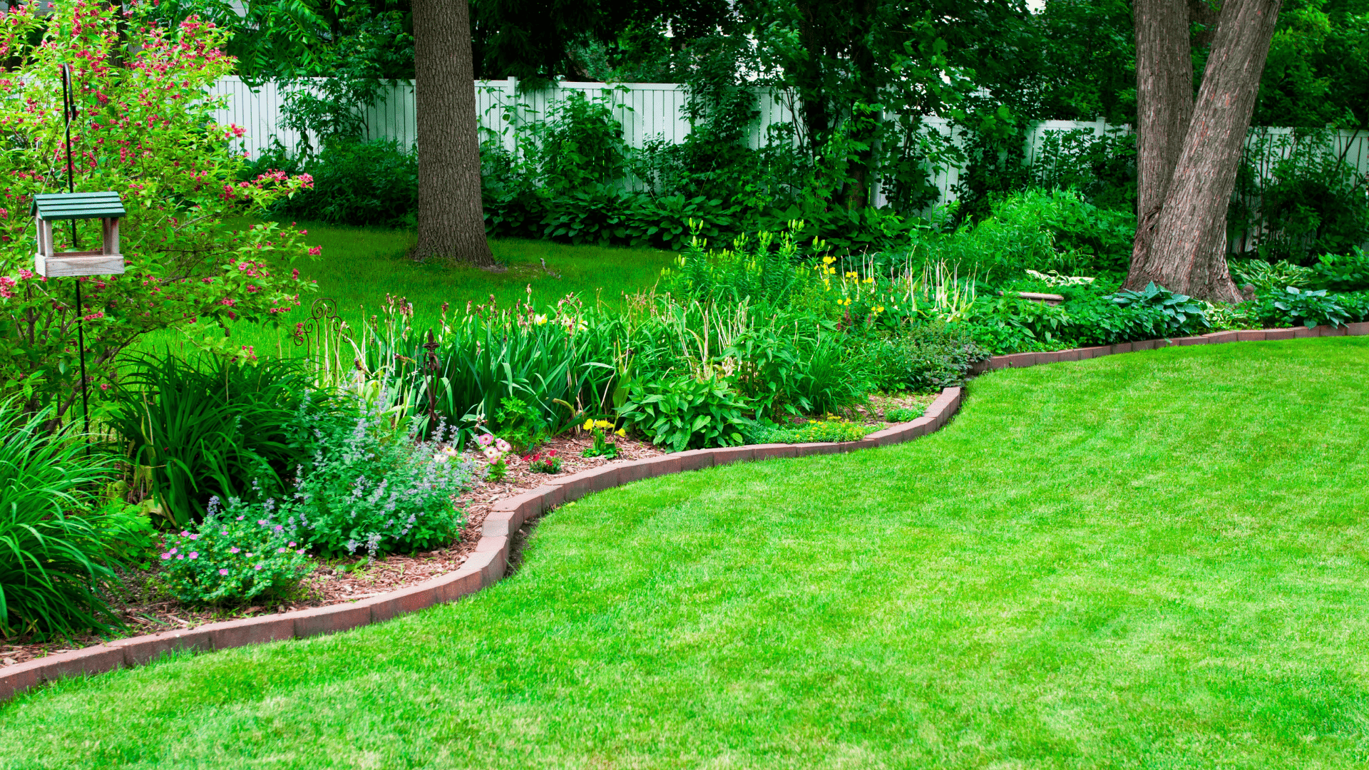  Mulch & Stone