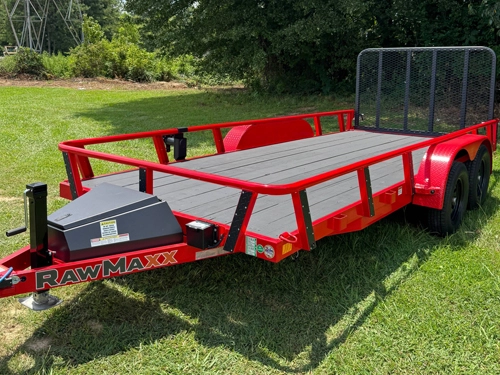 Dump-Trailer-Lifting-Load-Site