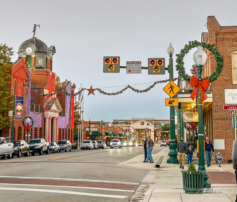 A 130-Year-Old Steam Engine, Wild Grapes, and the "Christmas Capital of Texas": The Grapevine You Didn't Know