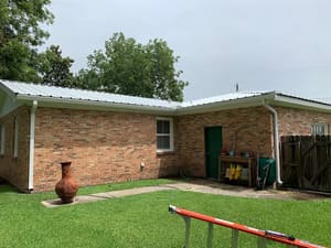 {{ custom_values.service_4 }} in {{custom_values.area_3})