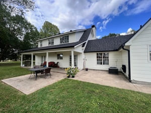 {{ custom_values.service_2 }} in {{custom_values.area_7})