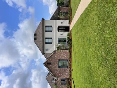 {{ custom_values.service_4 }} in {{custom_values.area_7})