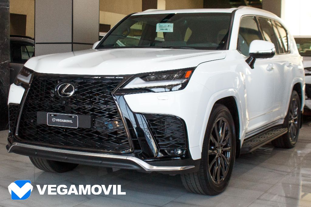 Lexus LX 700H Sport