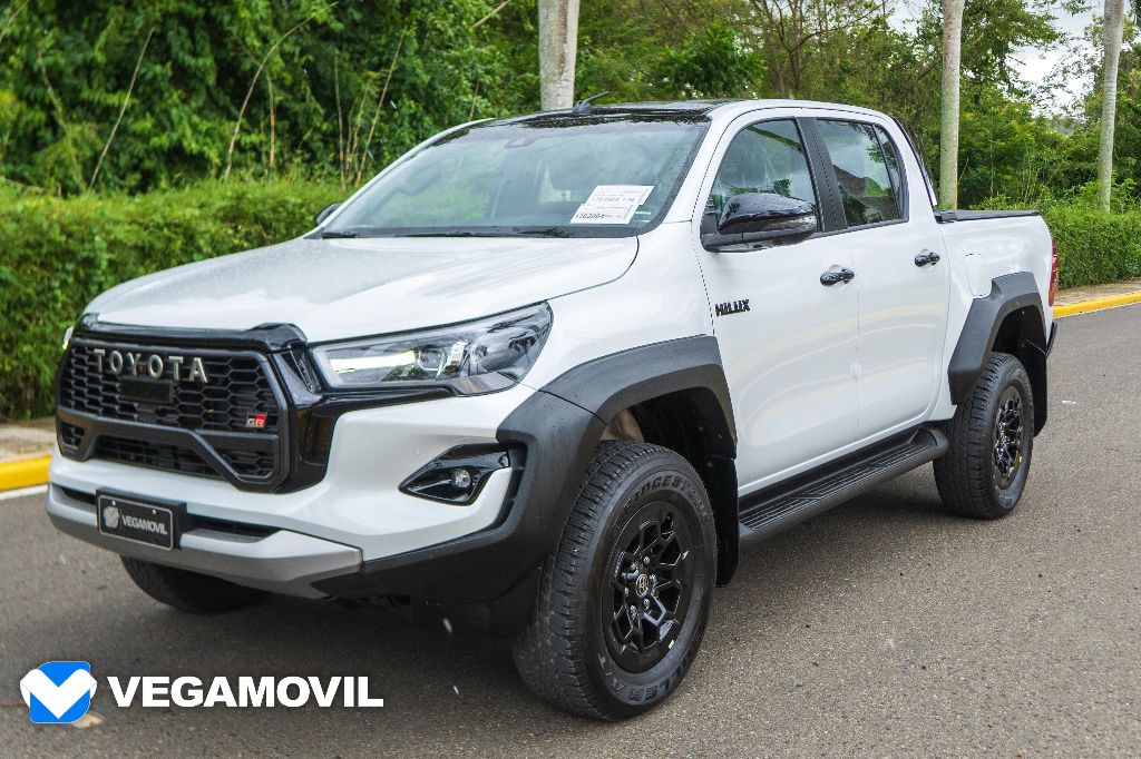 Toyota Hilux Gr-S