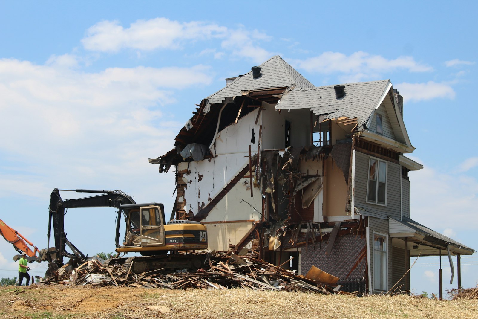 Debris Removal in Cedar Park, TX — Fast, Professional Junk Haul Away Service (7)