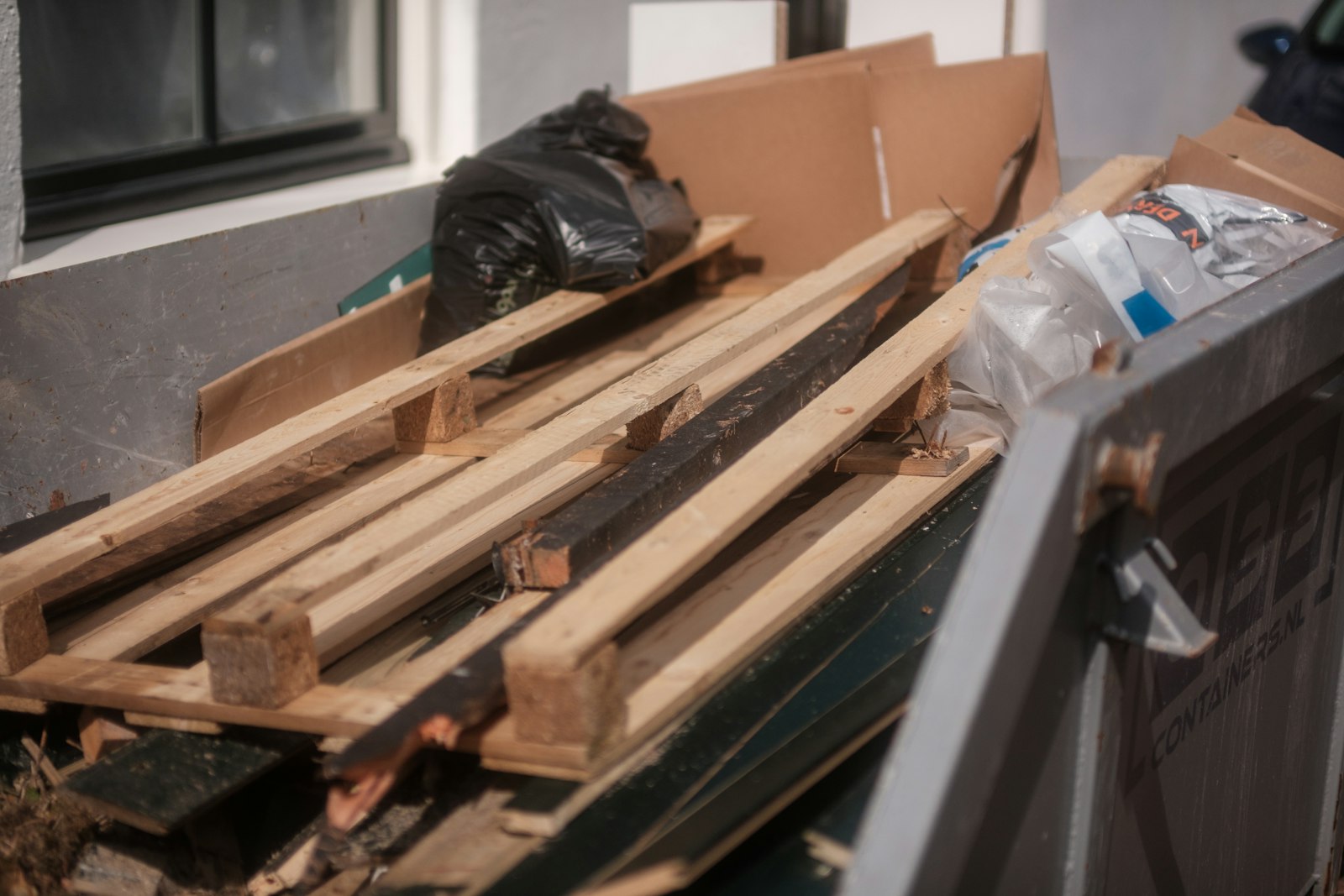 garage cleanout mistakes to avoid pflugerville tx (1)
