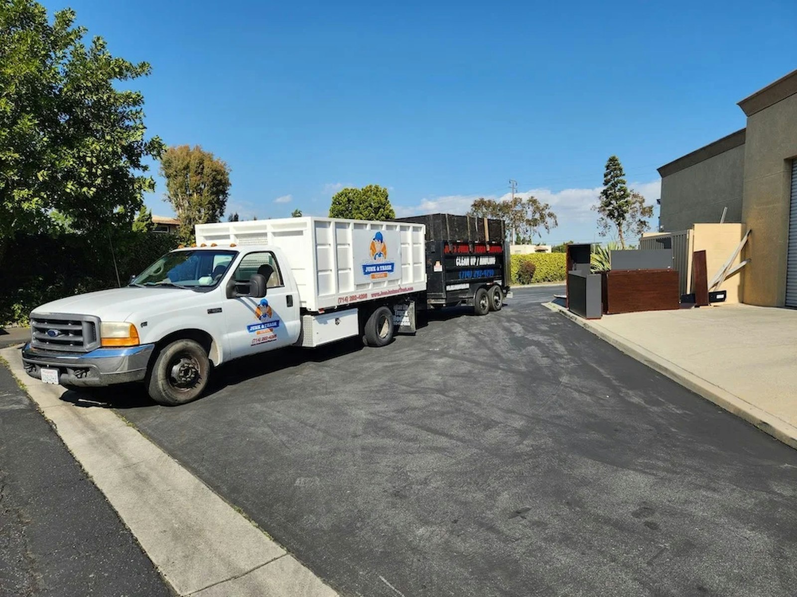 Commercial Junk Removal Mistakes to Avoid in Hutto, TX — 2026 Complete Safety & Disposal Guide (1)