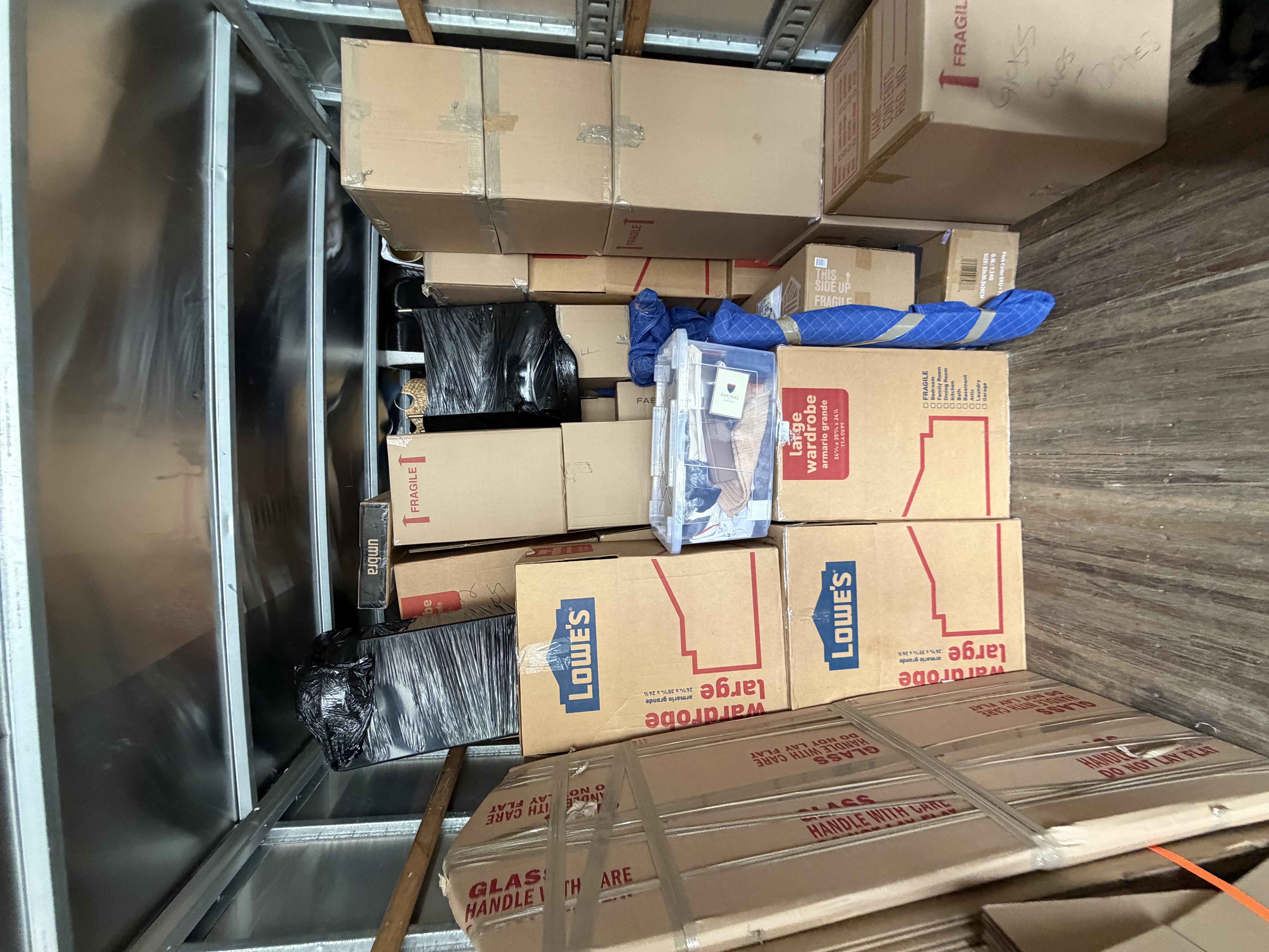 KIMS moving company providing professional packing services for apartment and residential moves