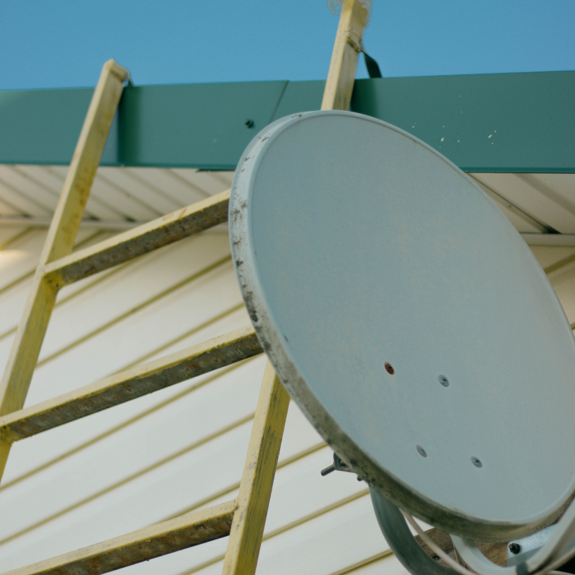 réglage antenne TV Angers / dépannage antenne TV Angers / problème réception TNT Angers / améliorer signal TV Angers / antenniste Angers / installation antenne TV Les Ponts-de-Cé / perte signal TV Angers / Loire Antenne Multimedia / réglage antenne TNT Angers / réparation antenne TV