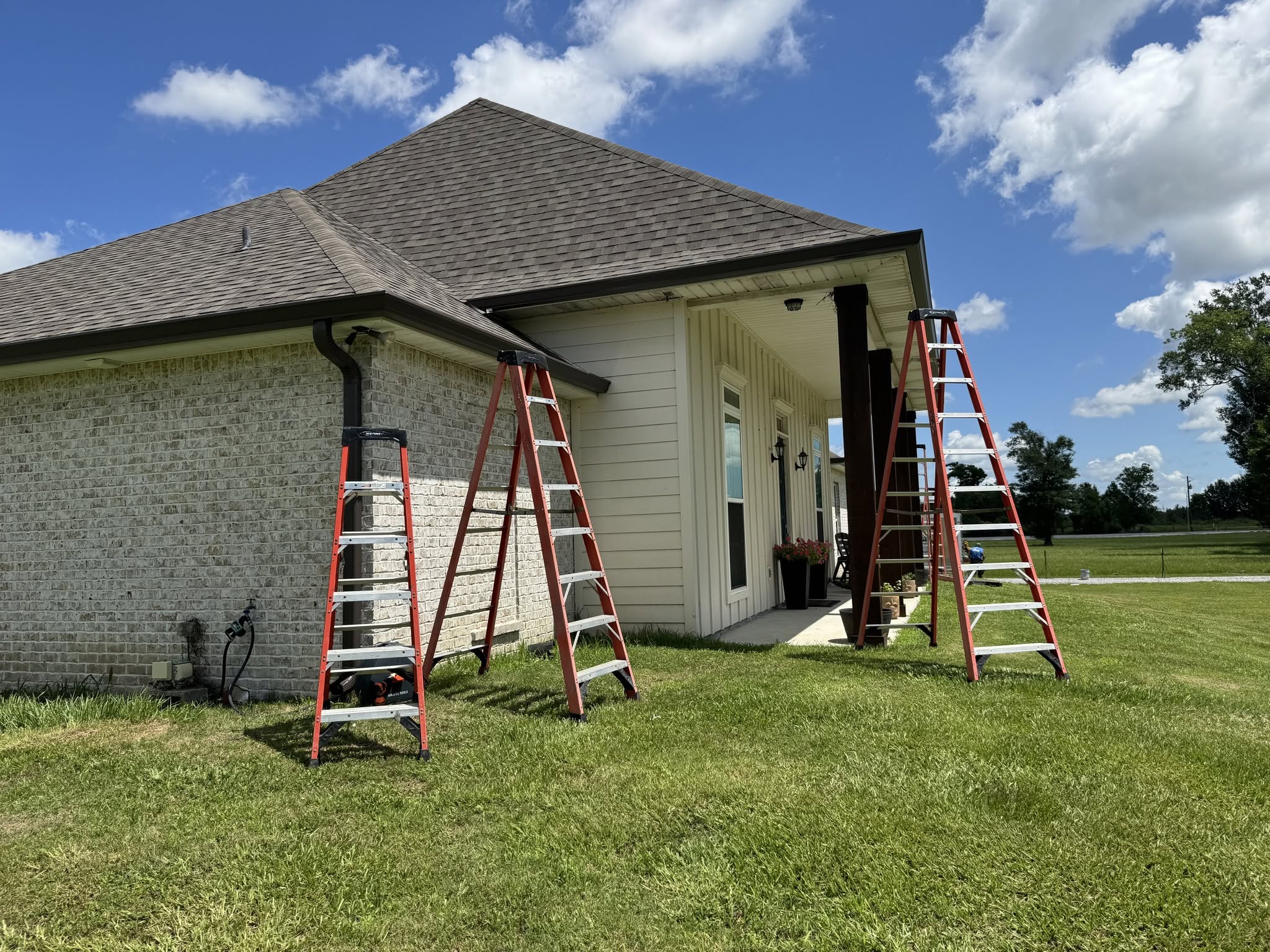 GUTTER INSTALLATION — HOUSTON, TX
