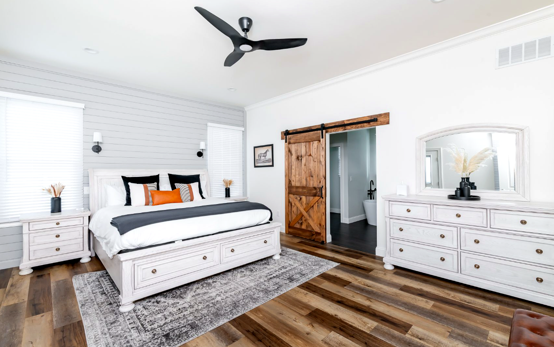 Primary bedroom at Bourbon Trail Hideaway