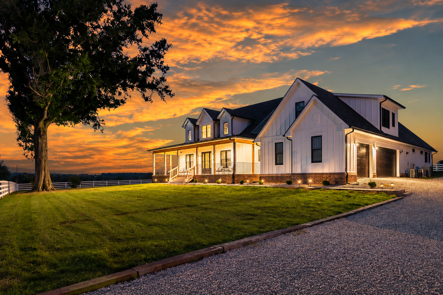 Bourbon Trail Hideaway farmhouse exterior at sunset