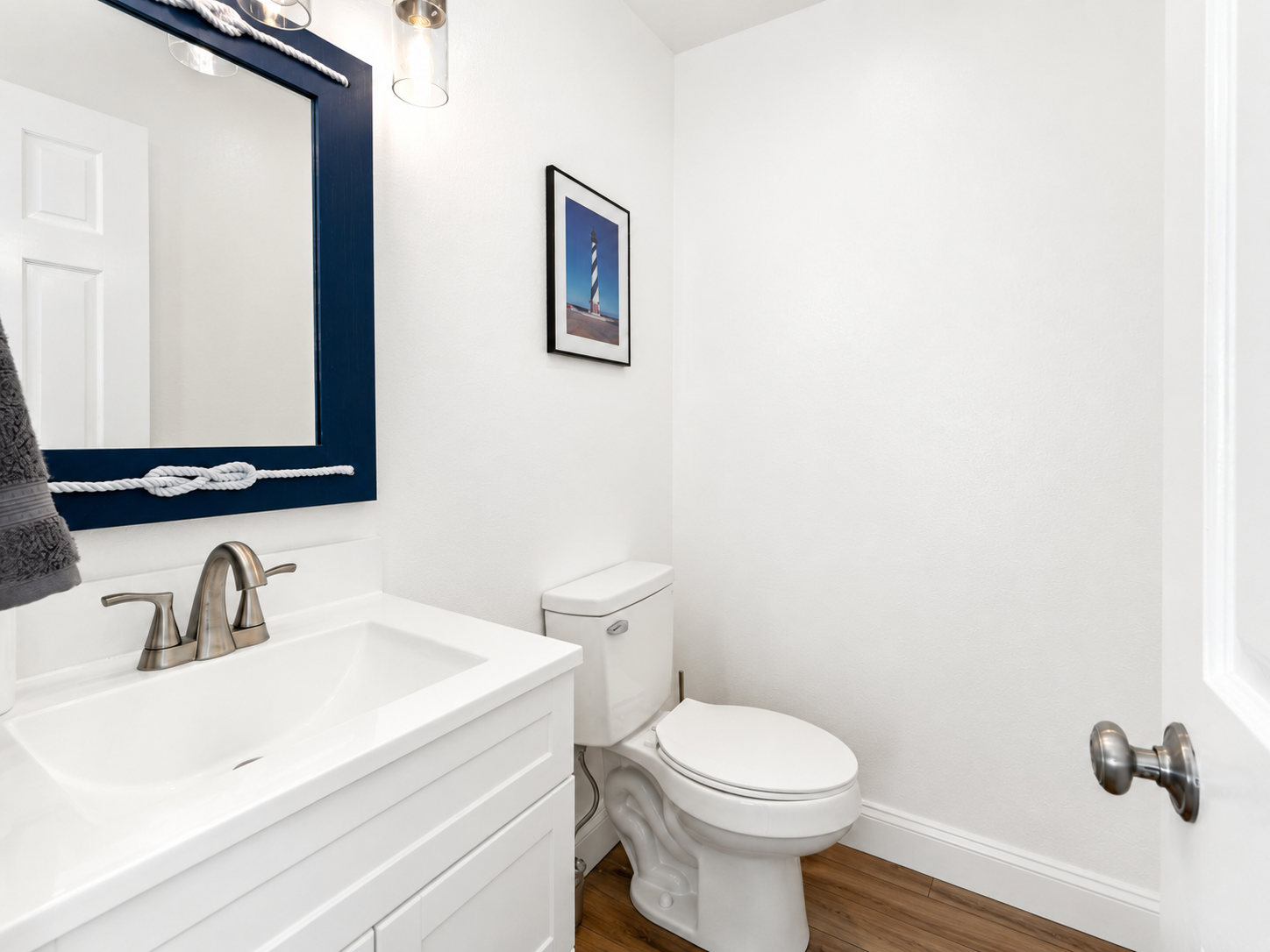 Powder room at Island Dreams Hideaway