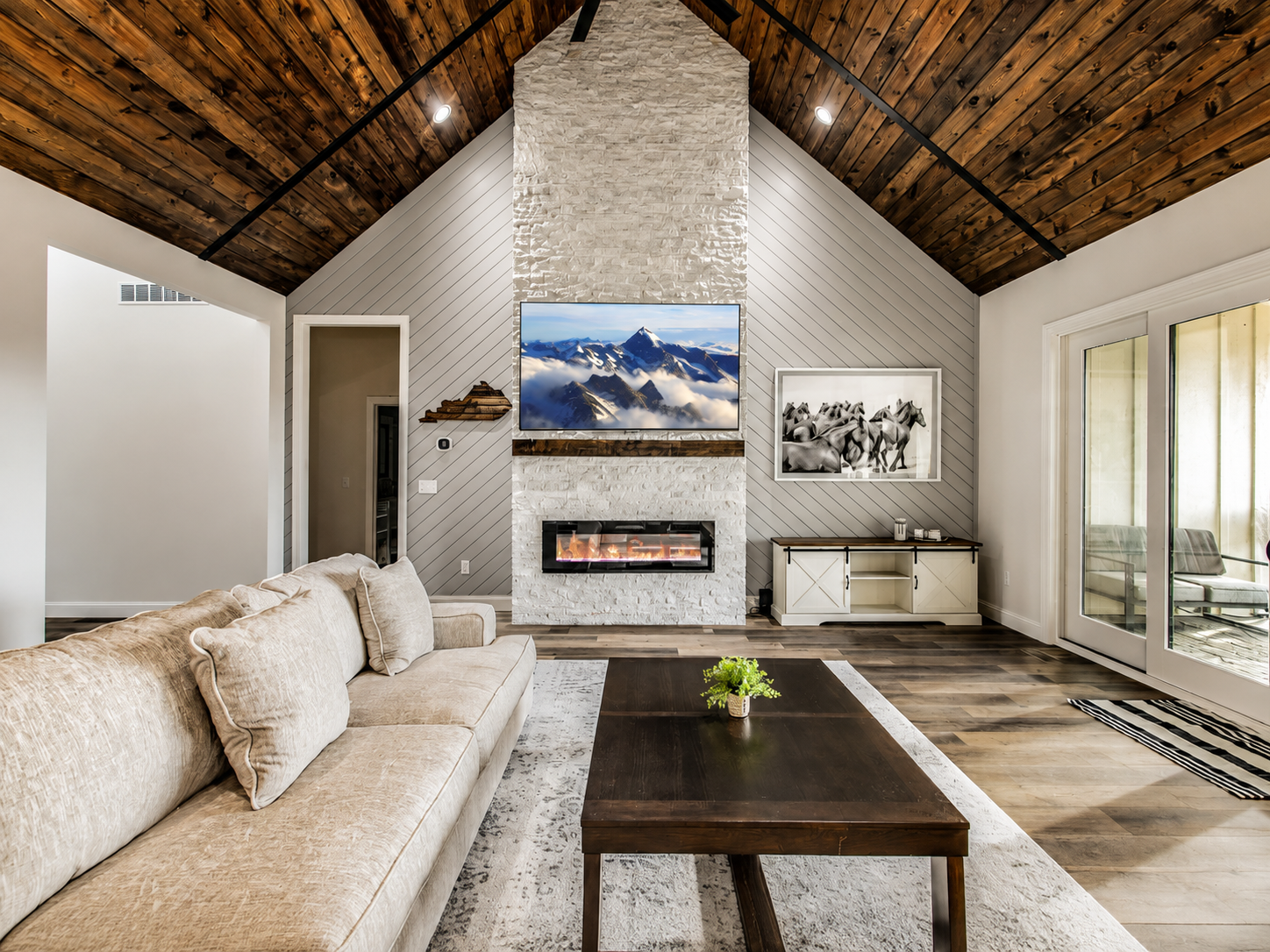 Luxury vacation rental living room