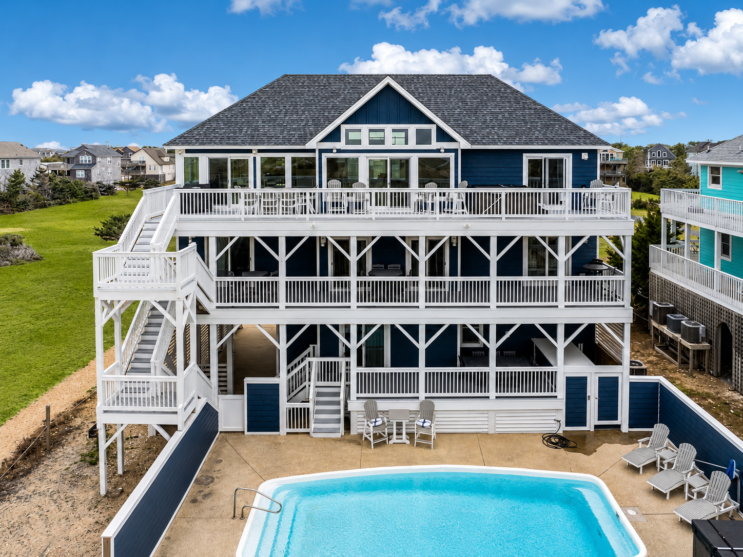 Luxury vacation rental home with pool