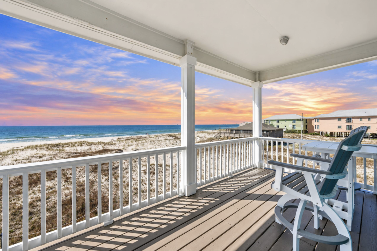 Sand Crab Hideaway beachfront deck