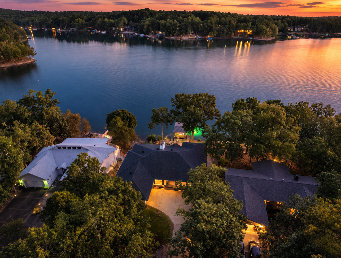 Eagle Point Hideaway photo 48