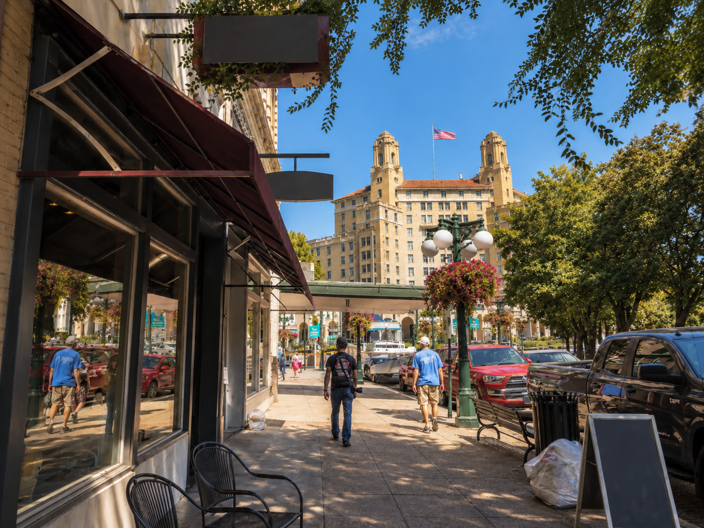 Hot Springs downtown dining and local shops