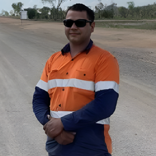 Shelley Colthurst, web designer and coach creating aligned websites and business systems for soul-led entrepreneurs.