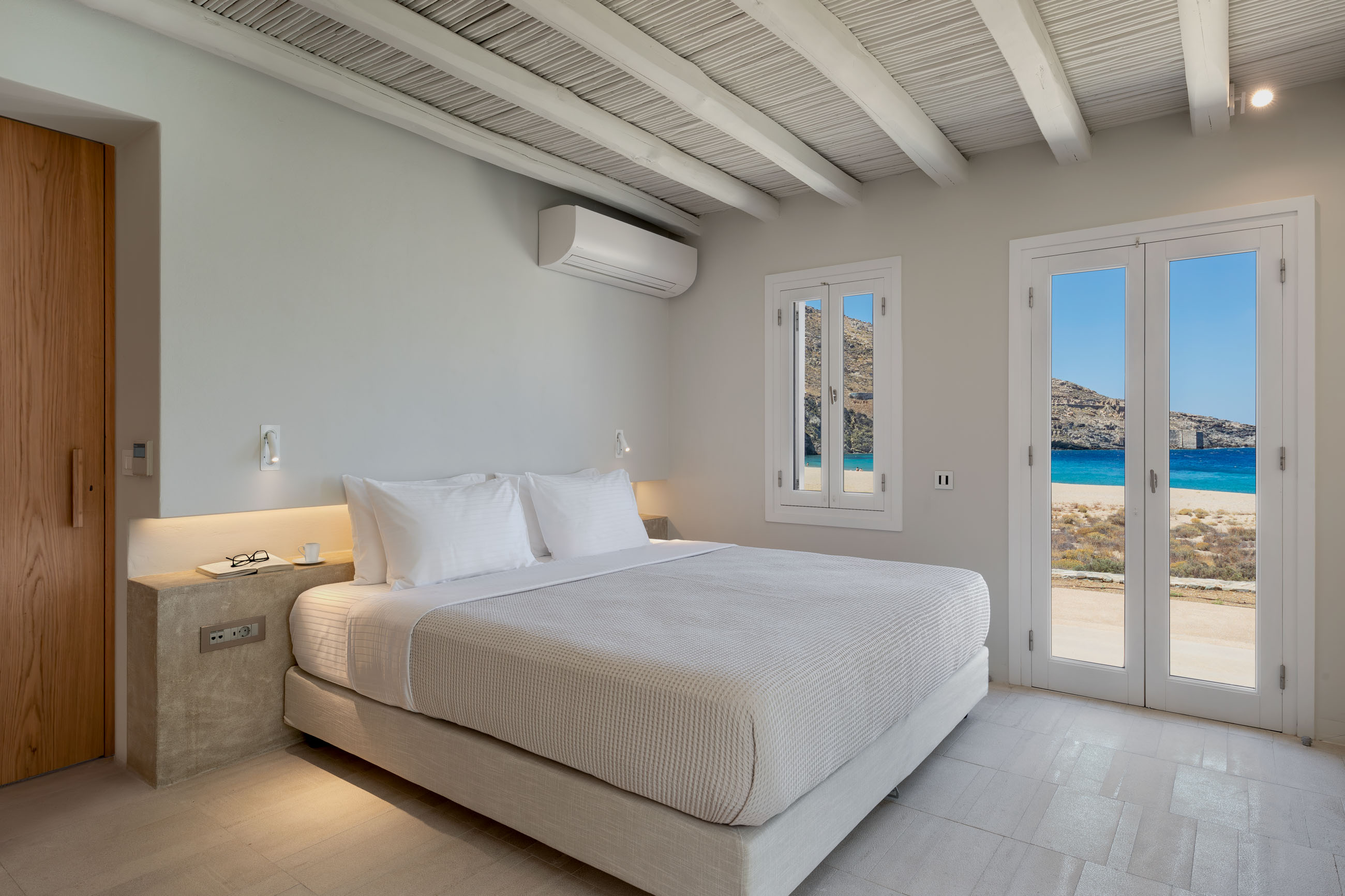 Twin Shared Room