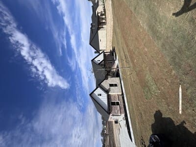 {{ custom_values.service_4 }} in {{custom_values.area_3})