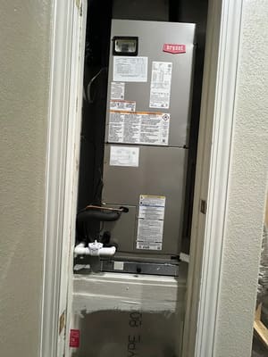 {{ custom_values.service_1 }} in {{custom_values.area_1})