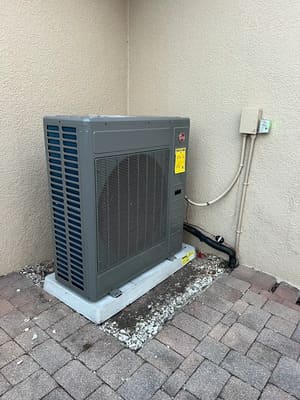 {{ custom_values.service_1 }} in {{custom_values.area_3})