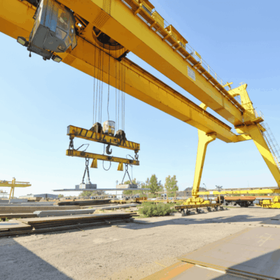 Operational gantry or overhead crane