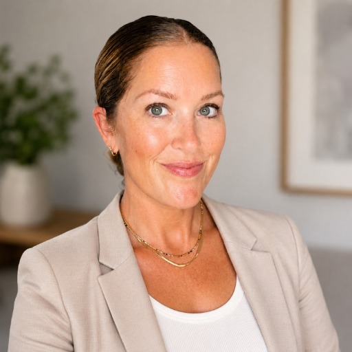 Kindra Hayes, NTP