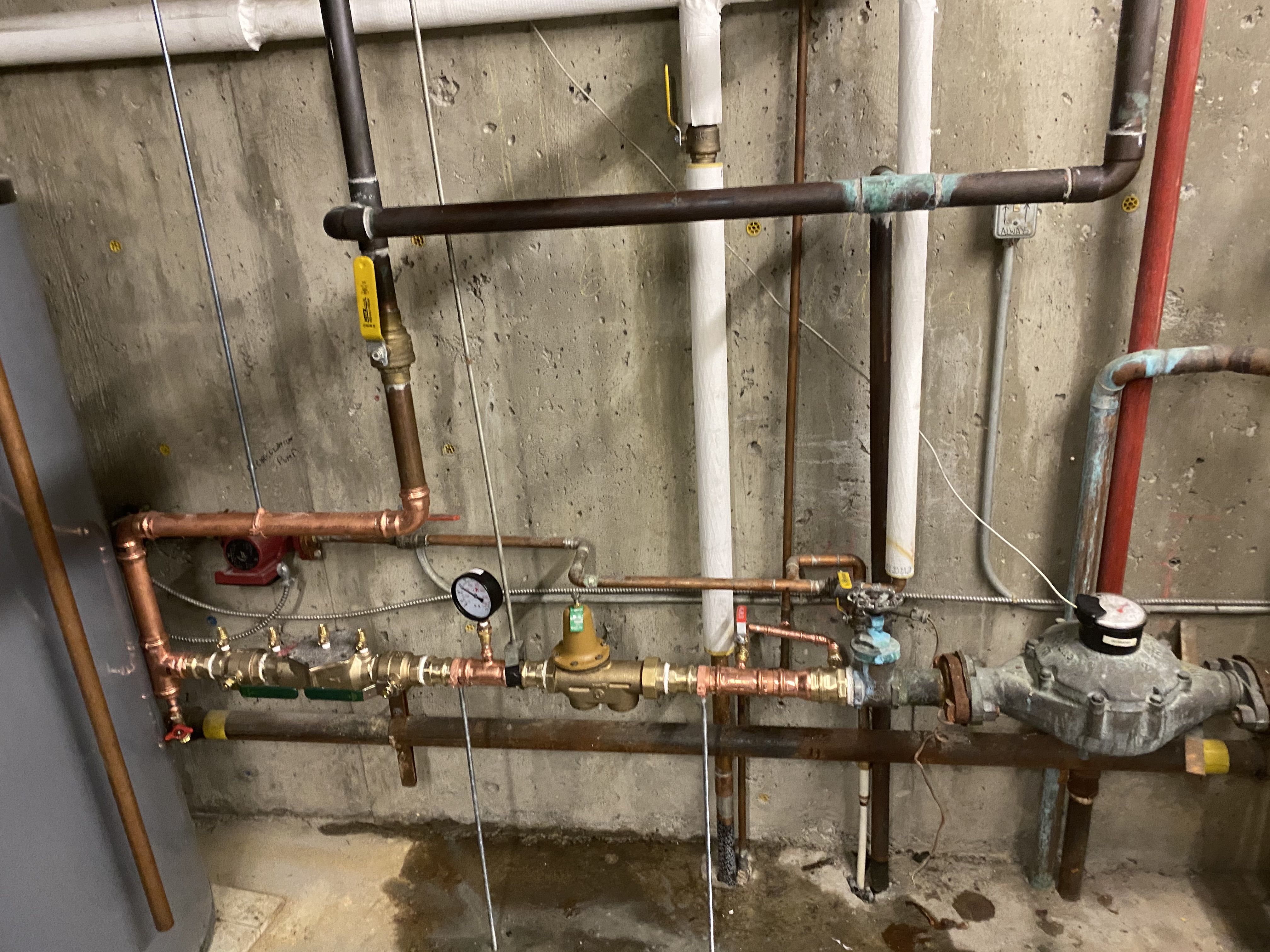 Leaky Fixture & Pipe Repair