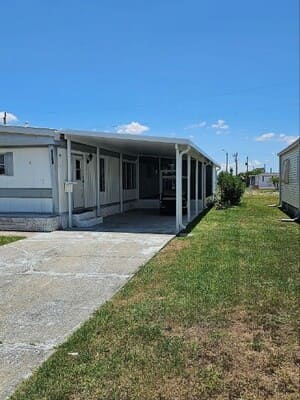 {{ custom_values.service_4 }} in {{custom_values.area_7})