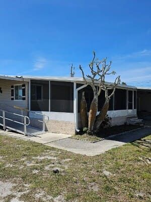 Sheds in Punta Gorda