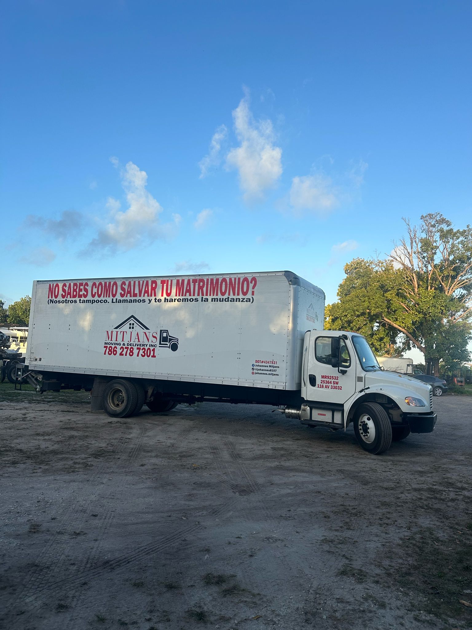 MITJANS Moving & Delivery at work