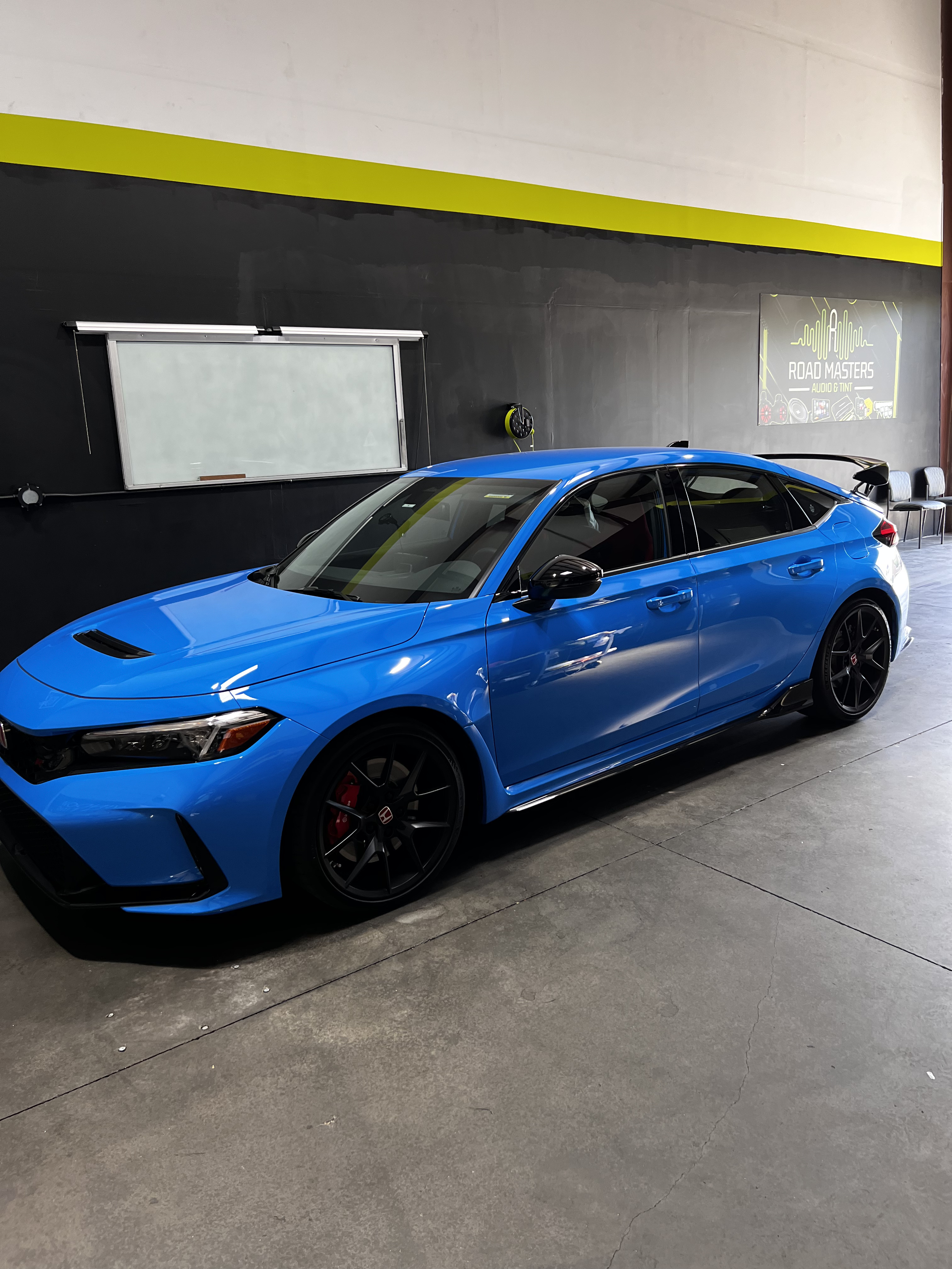 Road Masters Audio&Tint - Business Photo