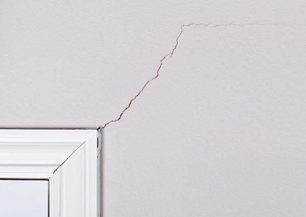 Expansion Crack Example Expansion Crack Example