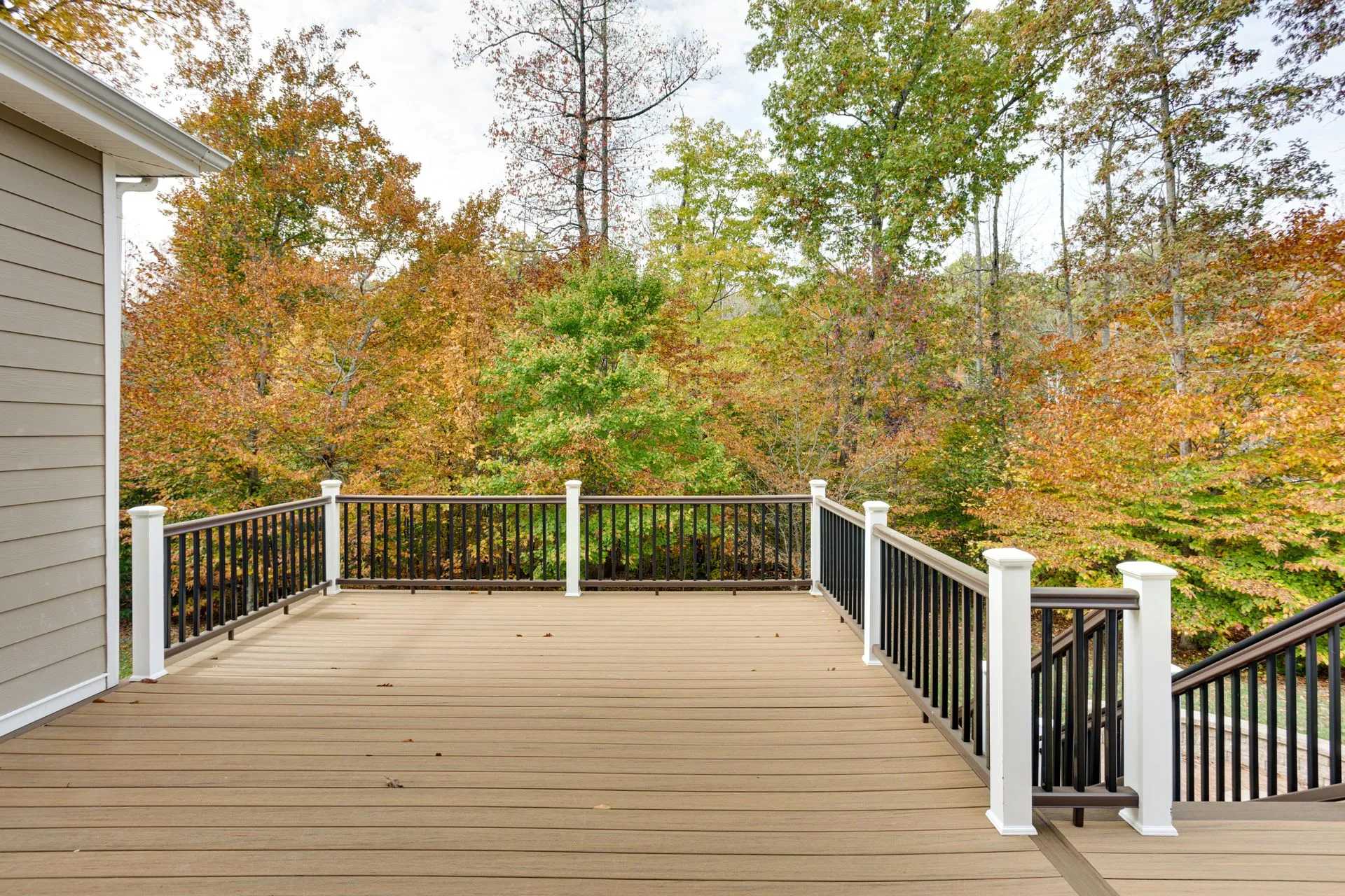 Professional Deck Builder in the Twin Cities