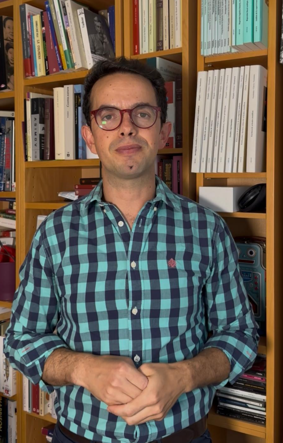 Jose Curbelo, médico internista y analista del examen MIR