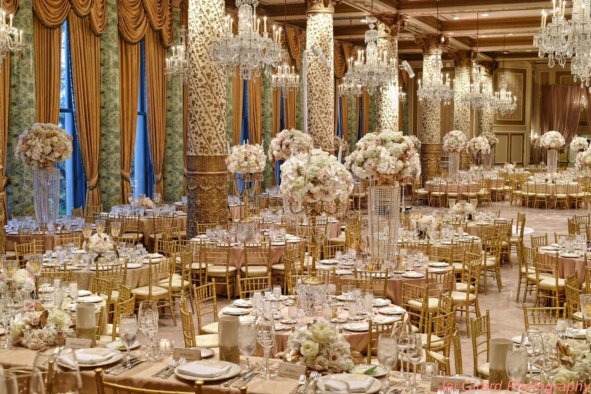 The Drake Hotel Chicago Gold Coast historic landmark wedding venue Gold Coast Room