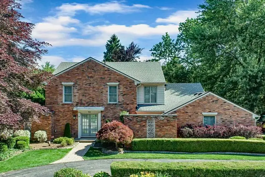 Family-friendly community atmosphere in Saint Clair Shores