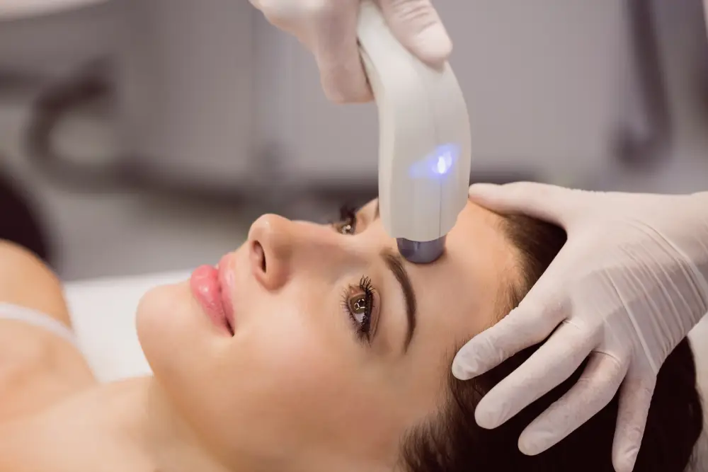HydraFacial vortex technology for deep pore cleansing and hydration