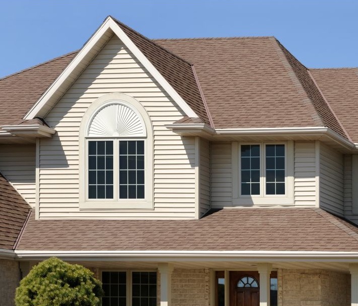 Vinyl siding installation on a Lawrenceville, GA home