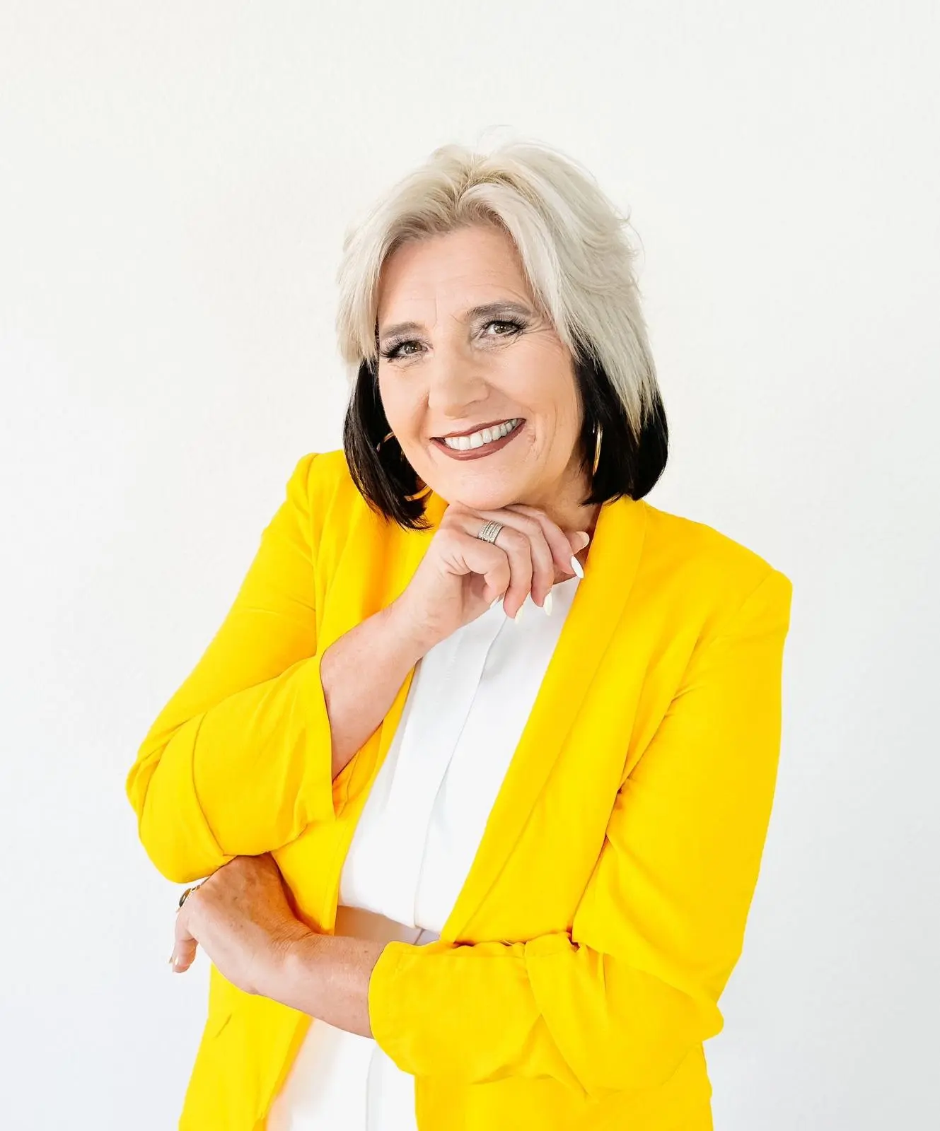 Sheryl Lynn - Founder of JOYELY