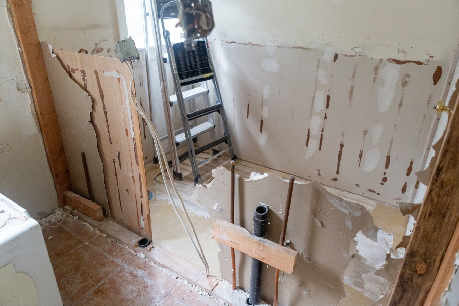 Bathroom demolition service