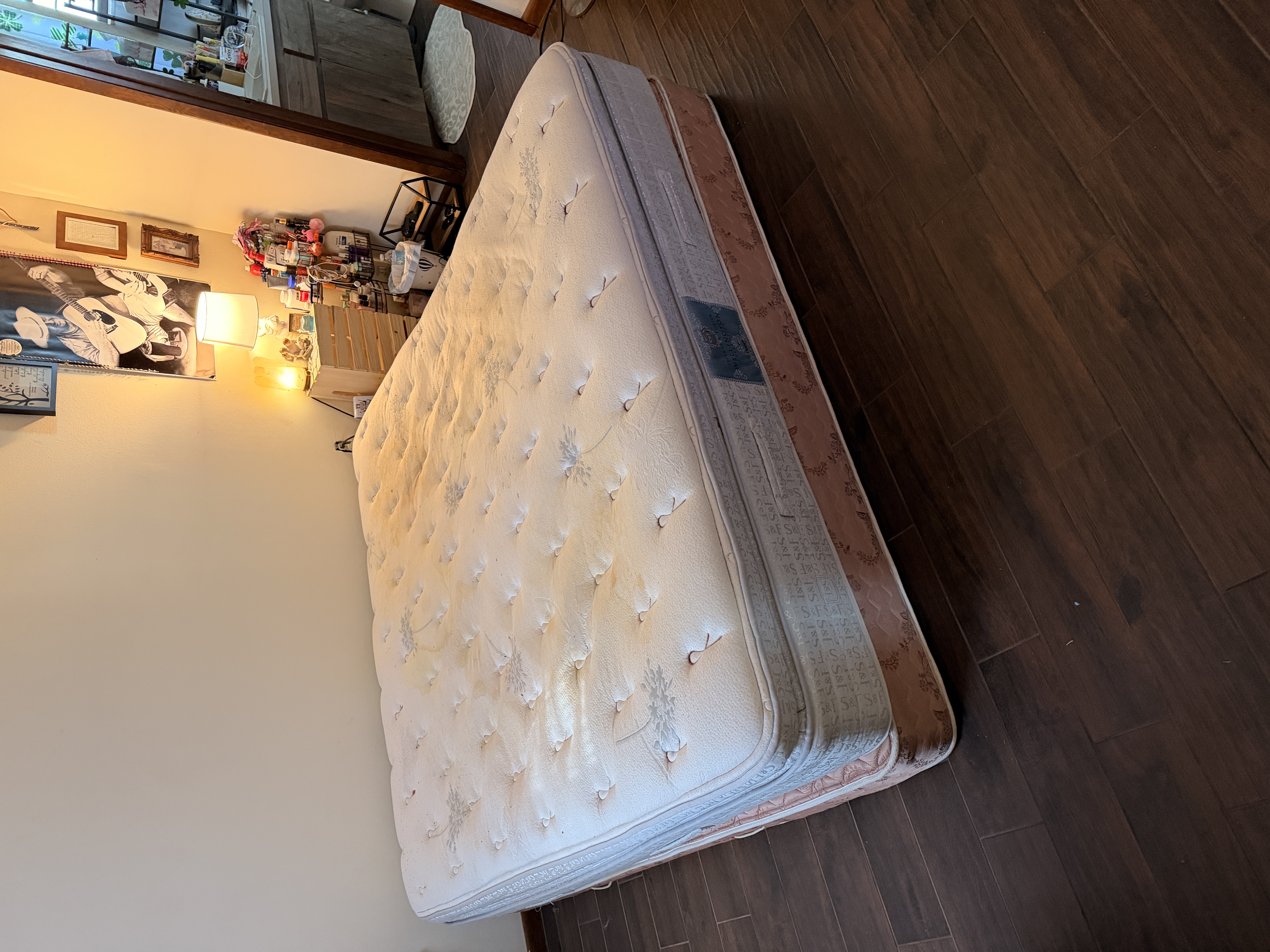 Professional mattress removal service