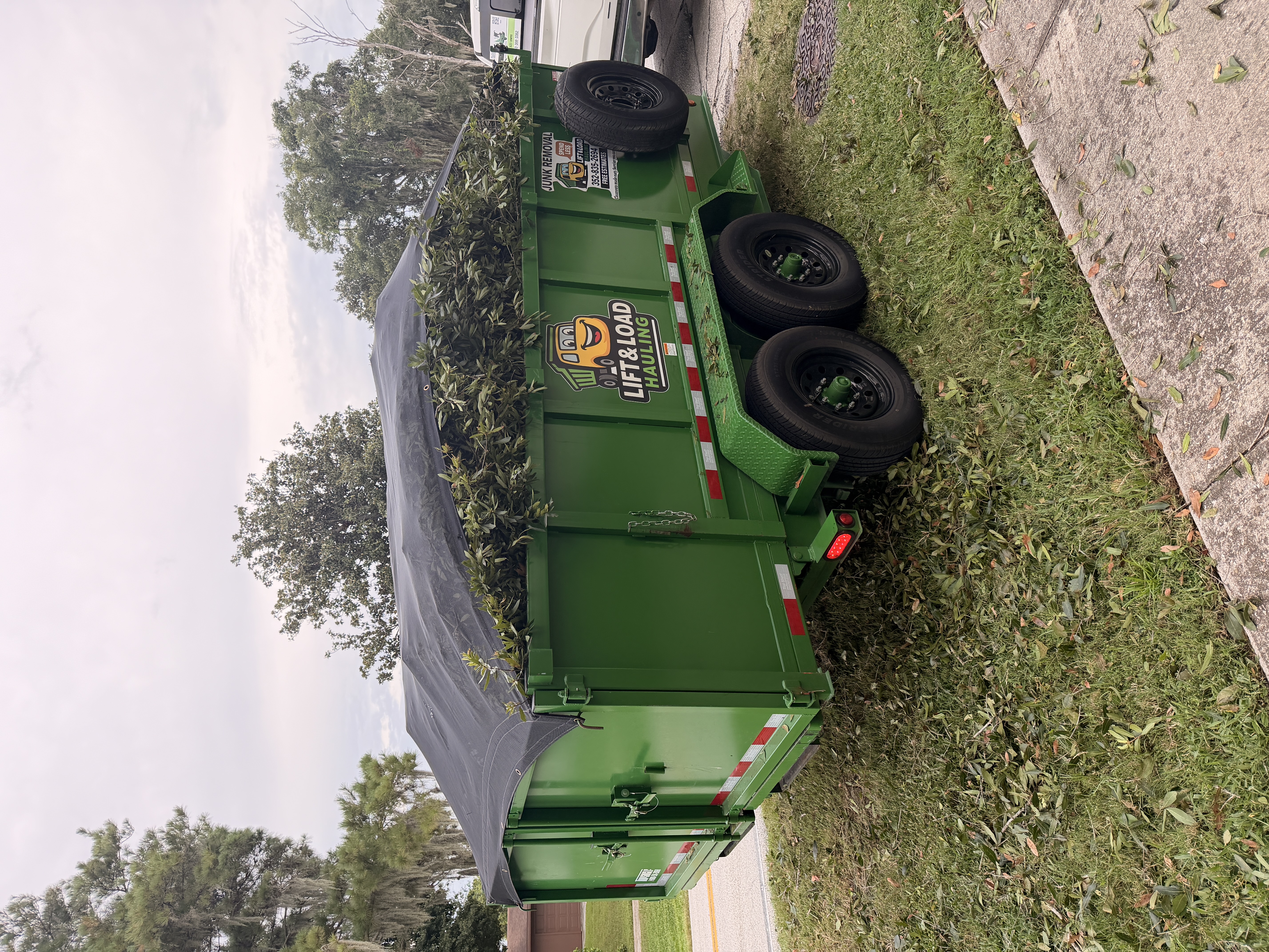 Yard cleared after Lift & Load Hauling debris removal in Polk County, FL