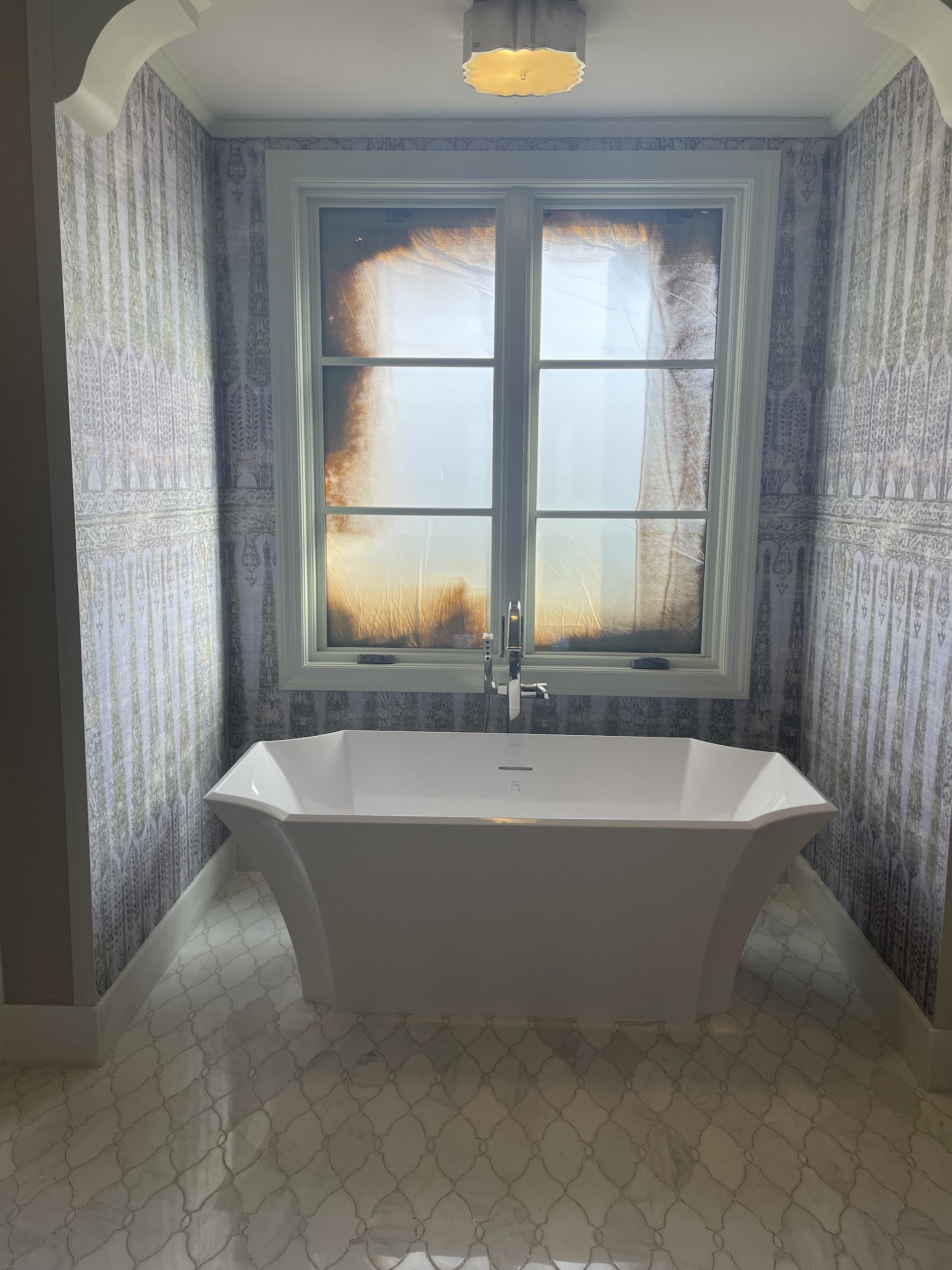 Commercial & Custom Residential Trim-Outs