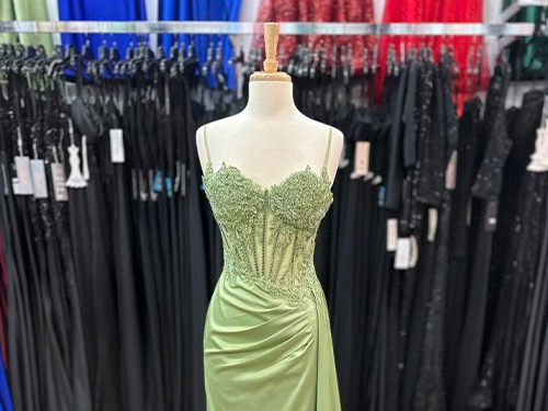 Dress Pressing 7611 W Thomas Rd, Phoenix, AZ 85033